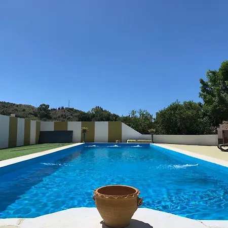 Casa Rural Humberto Con 3 * Malaga