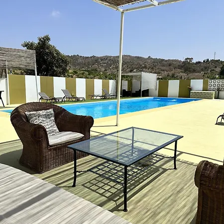 Casa Rural Humberto Con 3 * Malaga